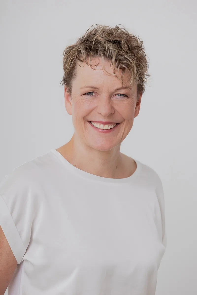 Porträt von Britta Wein.